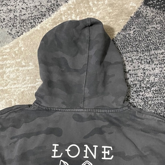 Relentless Betrayal Hoodie Men Medium Black Camo Lone Wolf Skull Graphic Biker - Picture 9 of 13